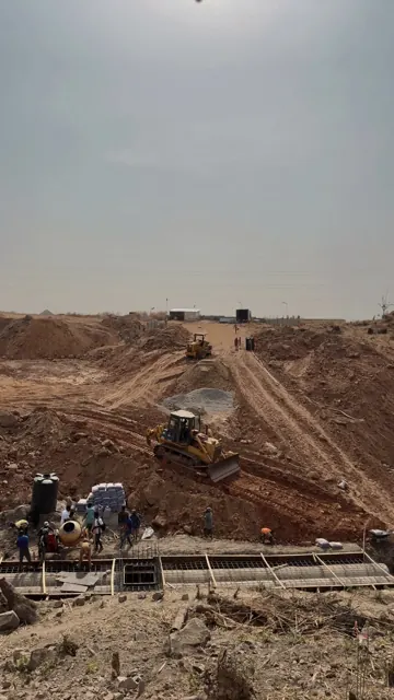 GreyBoulders team on site