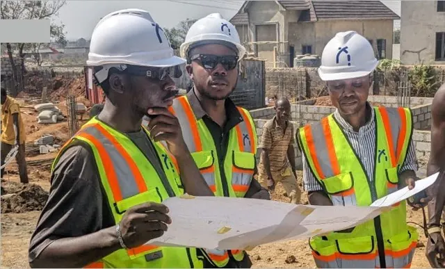 GreyBoulders team on site