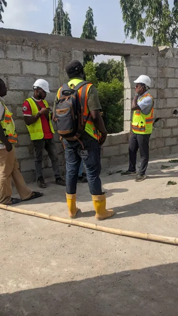GreyBoulders team on site