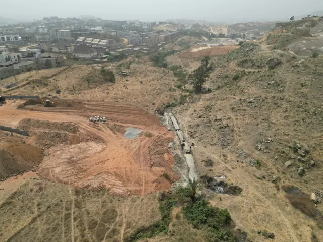 GreyBoulders team on site